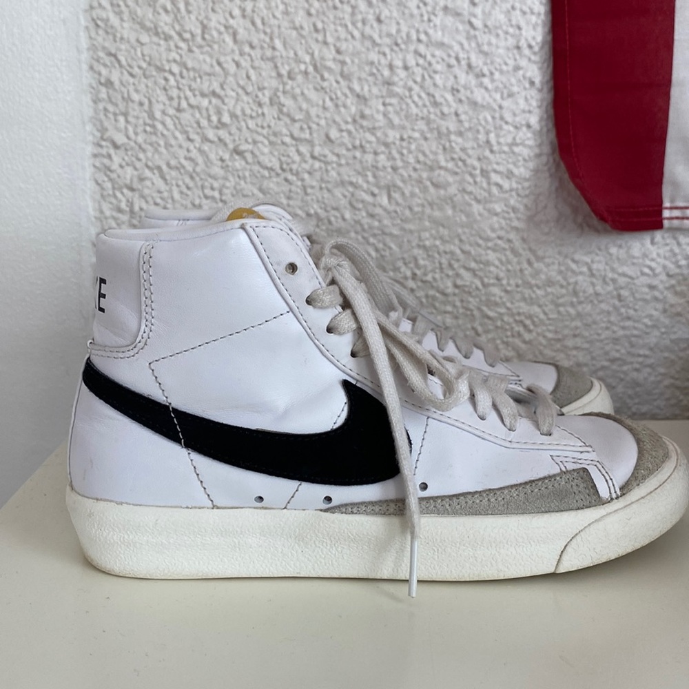 Nike Blazers, Womens Size 6, excellent used condition